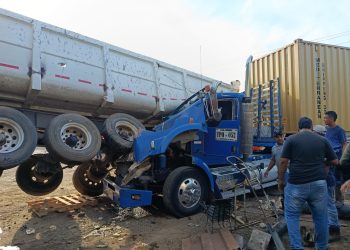 Grave accidente entre cuatro vehículos de carga en Sabanalarga, Atlántico