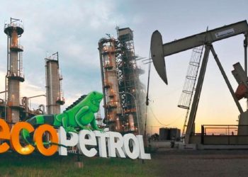 Petro propone que Ecopetrol compre Monómeros para subsidiar fertilizantes y combatir el hambre