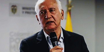 “Las tenemos en cuidados intensivos”: polémica declaración del MinSalud sobre las EPS desata fuerte reacción política y judicial