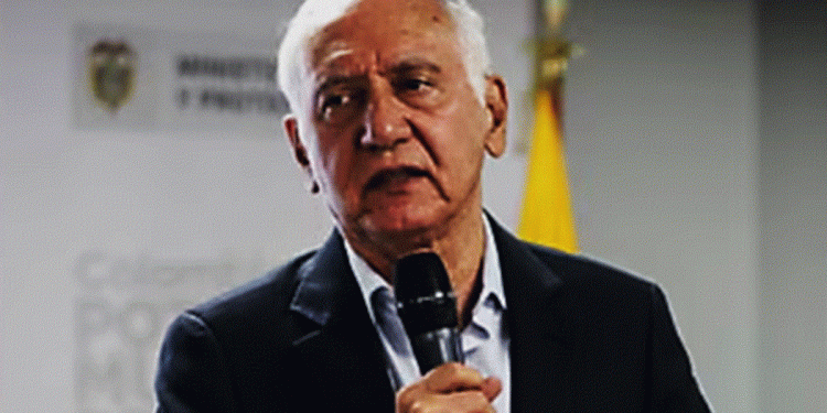 “Las tenemos en cuidados intensivos”: polémica declaración del MinSalud sobre las EPS desata fuerte reacción política y judicial