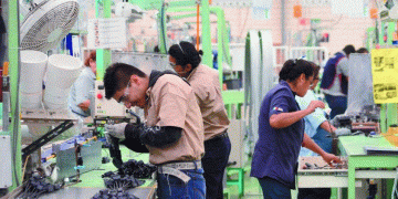 “No a la consulta populista”: Centro Democrático defiende el empleo formal y lanza contrapropuesta estructural