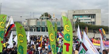 Movimiento sindical anuncia paro nacional de 48 horas en respaldo a la nueva consulta popular