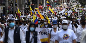 Rechazo a la violencia: Atlántico se moviliza en apoyo a Miguel Uribe