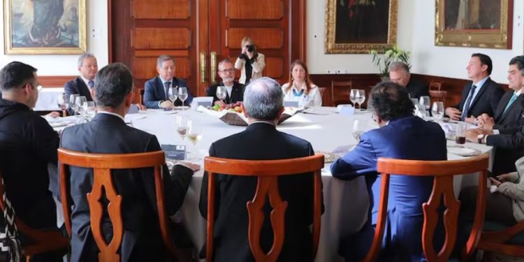 Iglesia llama a rechazar la violencia tras reunión con líderes del Estado