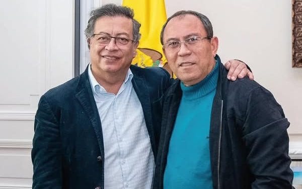 Juan García en el ojo del huracán: denuncian contrato de 4/72 por casi $90 mil millones para pagar refrigerios en eventos de Petro