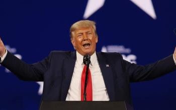 Trump ordena cortar fondos federales a cualquier ONG implicada en disturbios