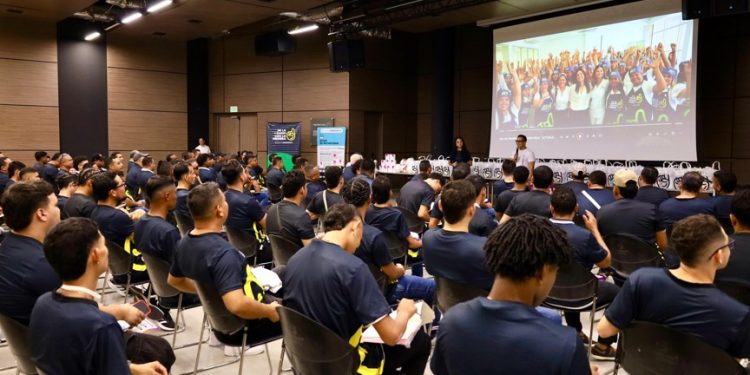 Curso de barbería impulsa el emprendimiento masculino en Barranquilla