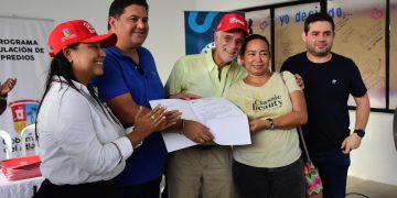 Gobernación del Atlántico entrega 100 títulos de propiedad ‘Mi Casa Bacana’ en Baranoa y avanza en la meta de 20.000 familias felices