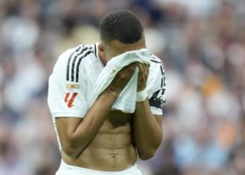 Kylian Mbappé, hospitalizado en Miami
