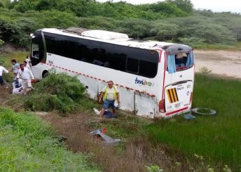 Tragedia en Barú: un muerto y 20 heridos tras accidente de bus con trabajadores de hotel