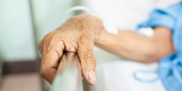 Denuncian suplantación de identidad para cambiar de EPS a hombre con parálisis cerebral en Santa Marta