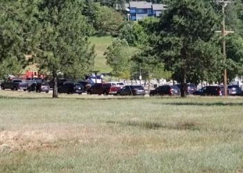 Con rifles, mataron a dos bomberos que atendían incendio en EE.UU.