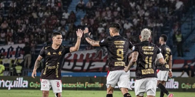 América derrotó a Junior en Barranquilla, pero ambos quedaron eliminados de la Liga BetPlay
