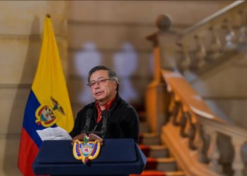 Expresidentes latinoamericanos acusan a Petro de amenazar la democracia colombiana