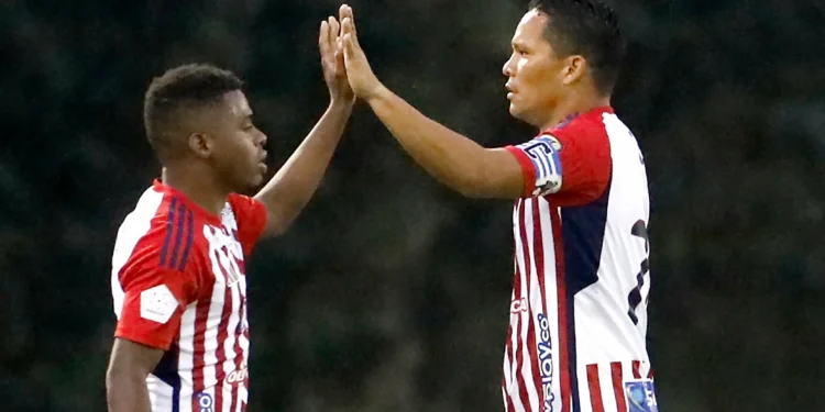 Golpe doble para Junior: Carlos Bacca y Déiber Caicedo operados del tendón de Aquiles