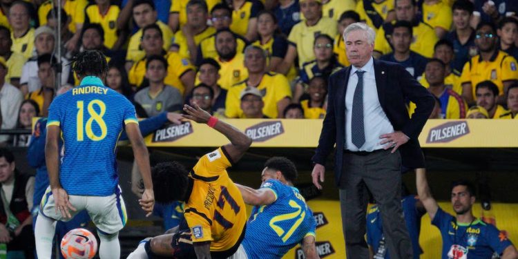 Ecuador y Brasil empatan sin goles en un duelo estéril