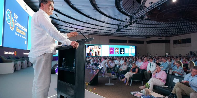 Eljach: “Consulta popular sería innecesaria si el Congreso aprueba la reforma laboral”