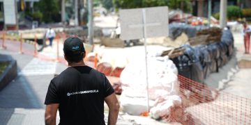 Alcalde Char inspeccionó los avances de la canalización subterránea del arroyo de la calle 85 en Barranquilla