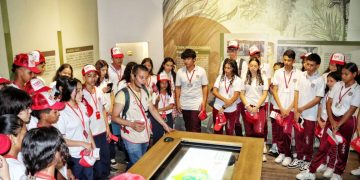 Gobernación lidera jornada cultural y pedagógica por los 120 años del Atlántico