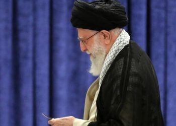 Jameneí advierte a EE.UU. que no intervenga en la guerra: “Causará daños irreparables”