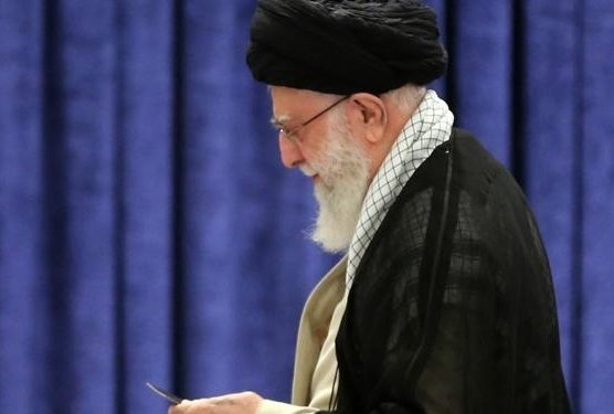 Jameneí advierte a EE.UU. que no intervenga en la guerra: “Causará daños irreparables”