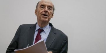 Álvaro Leyva responsabiliza a Gustavo Petro por violencia política y plantea salida anticipada del presidente