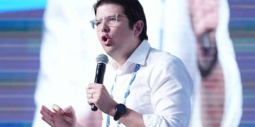 Miguel Uribe lucha por su vida tras atentado: permanece en cirugía en la Fundación Santa Fe