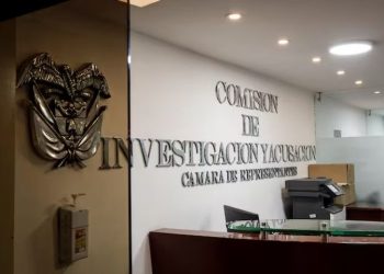 Comisión de Acusación citará a declarar al excanciller Álvaro Leyva por denuncias contra el presidente Petro