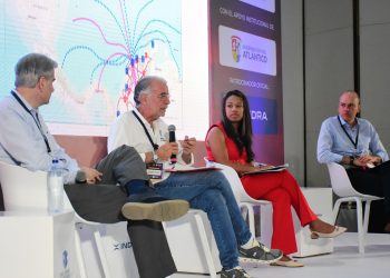 Gobernador Eduardo Verano propone alianza regional para consolidar el Caribe como hub logístico portuario