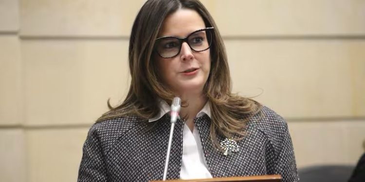 Senado eligió a Lina Escobar como nueva magistrada de la Corte Constitucional