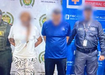 Capturan en Buenaventura a pareja que torturó a sus dos hijos de crianza: niña llegó al hospital con graves lesiones