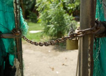 C.R.A. impone medida preventiva y obligaciones a empresas por indebida disposición de residuos en sector del Ecoparque Mallorquín