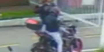 Se entrega conductor de moto que transportó al presunto sicario de Miguel Uribe Turbay