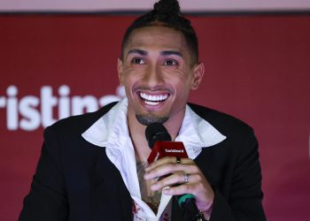 Raphinha arremete contra la FIFA por el Mundial de Clubes: “Nos quitan el derecho al descanso”