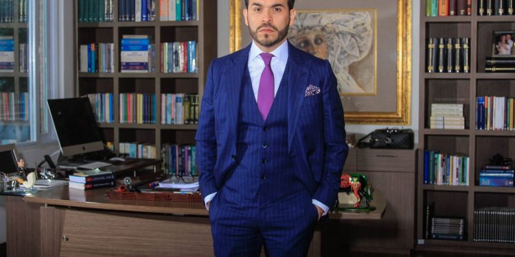 “Juraron proteger la Constitución, no al tirano”: De La Espriella alerta por control electoral de Petro