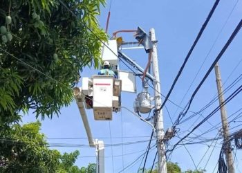 Empresa Air-e programa obras de mantenimiento en sectores del barrio Altos del Limón en Barranquilla