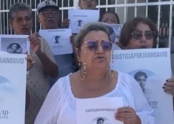 “No puede quedar impune”: Soledad protesta tras libertad de bombero acusado de matar a joven