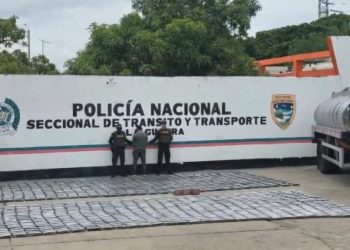 ¡Golpe al narcotráfico en La Guajira! Policía incauta más de una tonelada de cocaína en camión que iba hacia Maicao