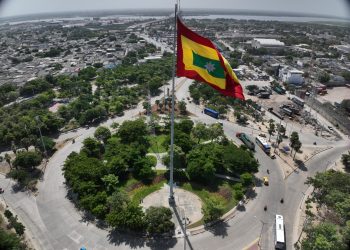 Barranquilla embellece su entrada sur con más de 5.200 m² de áreas verdes en la renovada rotonda de la calle 17