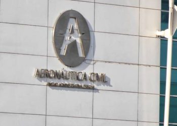 Debido al presunto uso de la torre de control del aeropuerto El Dorado por un particular, Procuraduría visita las instalaciones de la Aeronáutica Civil