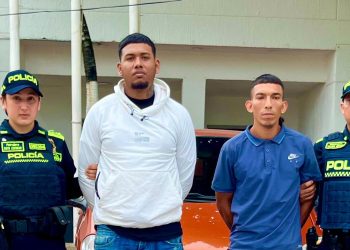 ¡Persecución y captura en Baranoa! Policía detiene a dos hombres tras violento atraco