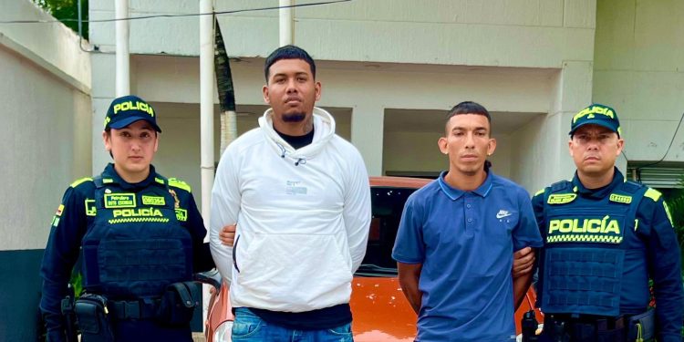 ¡Persecución y captura en Baranoa! Policía detiene a dos hombres tras violento atraco