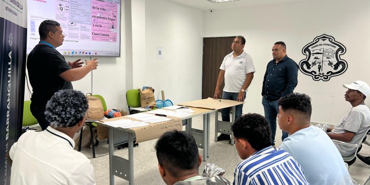 Barranquilla le apuesta a la Economía del Cuidado: mujeres cuidadoras al centro de la transformación social