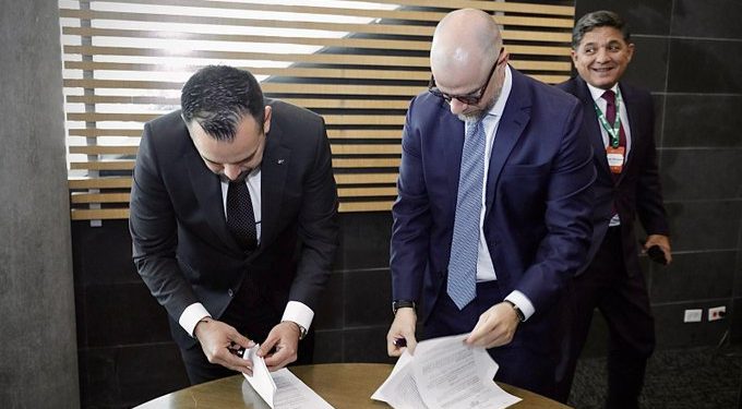 Gobierno colombiano firma acuerdo de confidencialidad para avanzar en compra de Monómeros