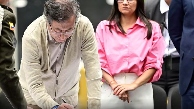 ¿Qué cambia con la reforma laboral? Desde hoy, sube el pago por trabajar domingos y festivos en Colombia