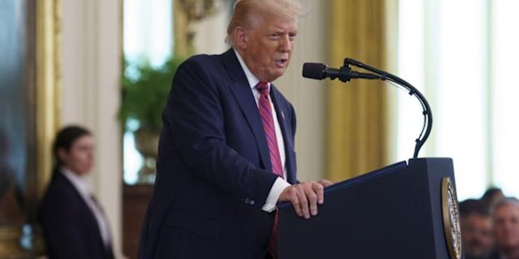 Universidad de Columbia acepta pagar 200 millones de dólares para resolver conflicto con Trump