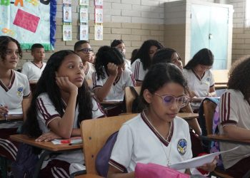 Hoy regresaron a clases más de 193.300 estudiantes en Barranquilla