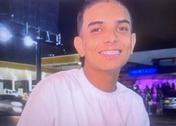 A tiros asesinan a joven mototaxista mientras comía en Maicao