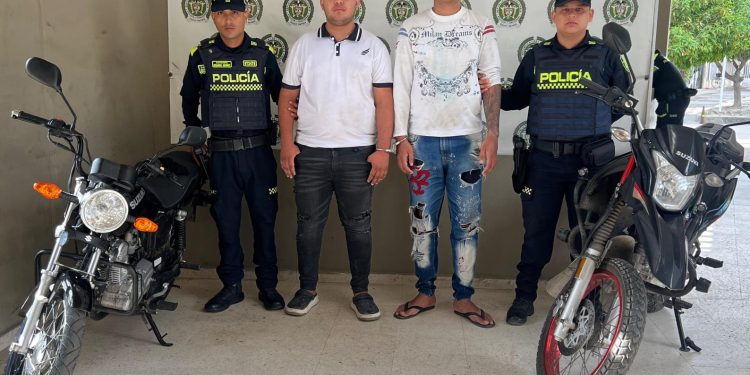 Estos son los dos sujetos capturados por robo de moto en Soledad 2000. Se recuperó el automotor