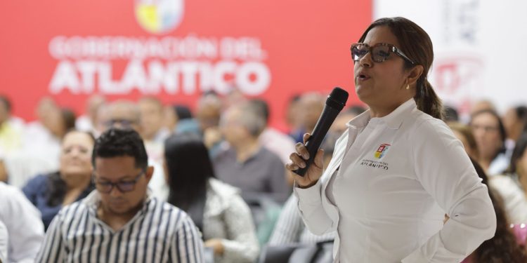 Deserción escolar interanual en el Atlántico se redujo de 2.30 % en 2023 a 2.23 % en 2024